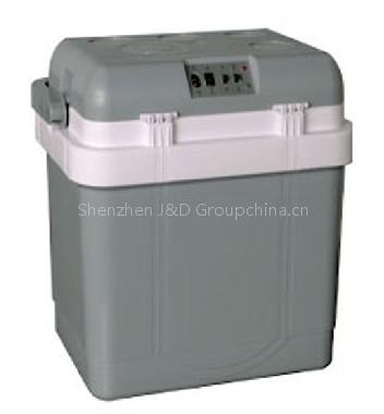 Car refrigerator