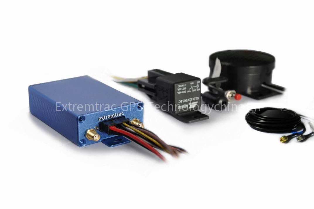 Mini sized GPS vehicle tracker + map software