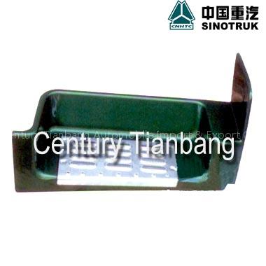 SINOTRUK HOWO PARTS left step bow bottom AZ1642240031