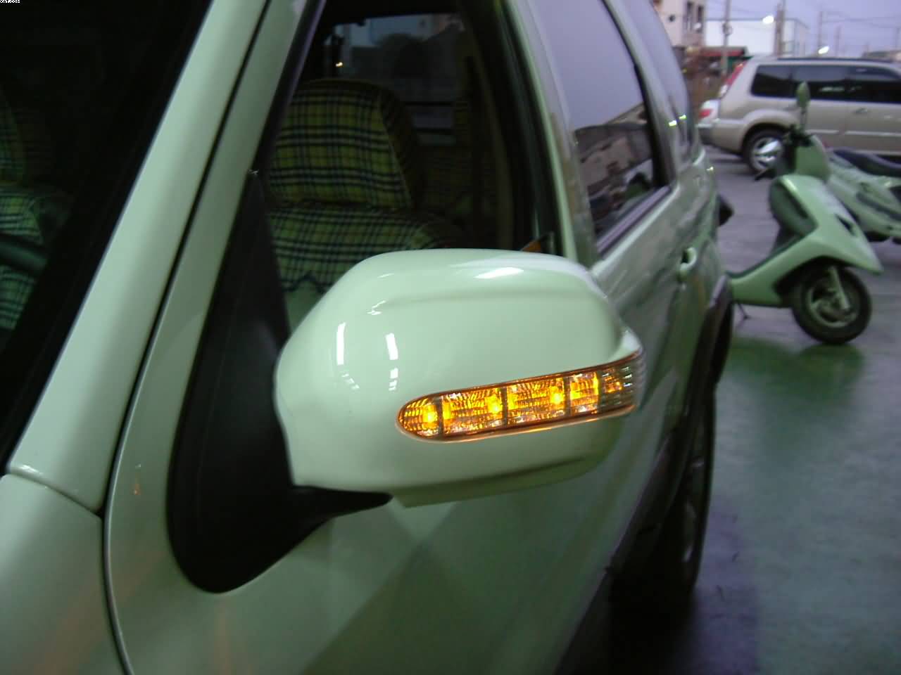 Taiwan Turn Signal LED Exterior Mirrors