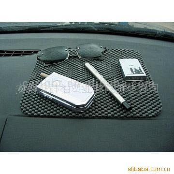 dashboard mat