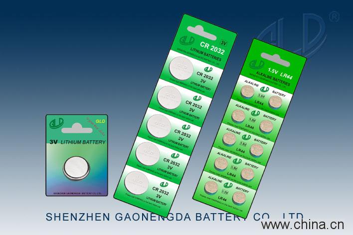 button cell batteries CR2032