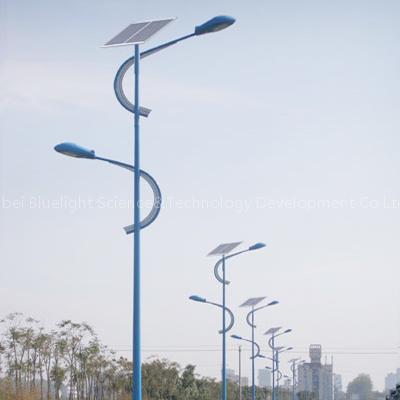 Solar street lamp
