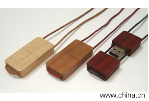 wooden usb stick