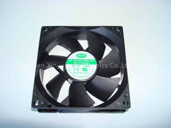 supplly the DC cooling fan