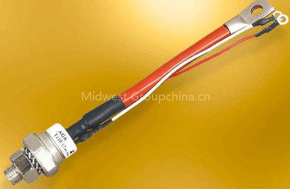 Avalanche thyristors