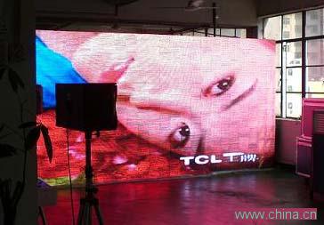 P12 outdoor display