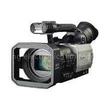 Panasonic AG DVX100B Camcorder - professional - 410 KP - 10 x optical zoom