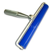 Metal handle silicon roller