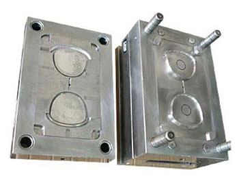 Injection moulds 002