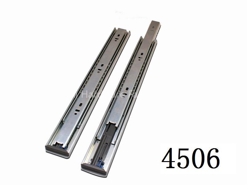 Soft closing drawer slide