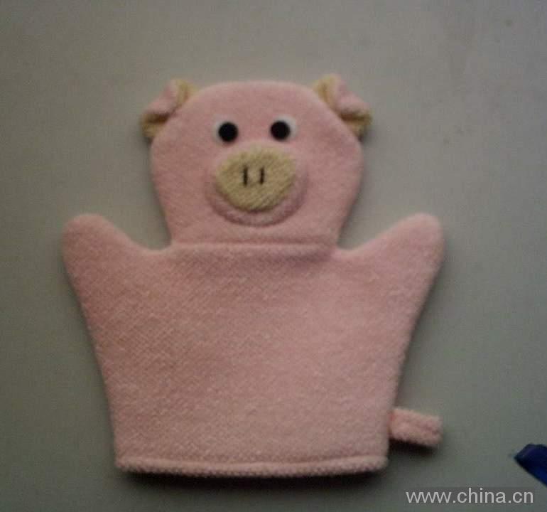 BATH TOY