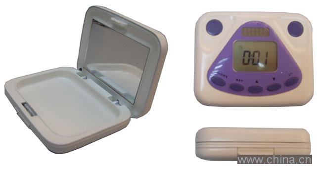 Pedometer with UV Tester and Cosmetic Box