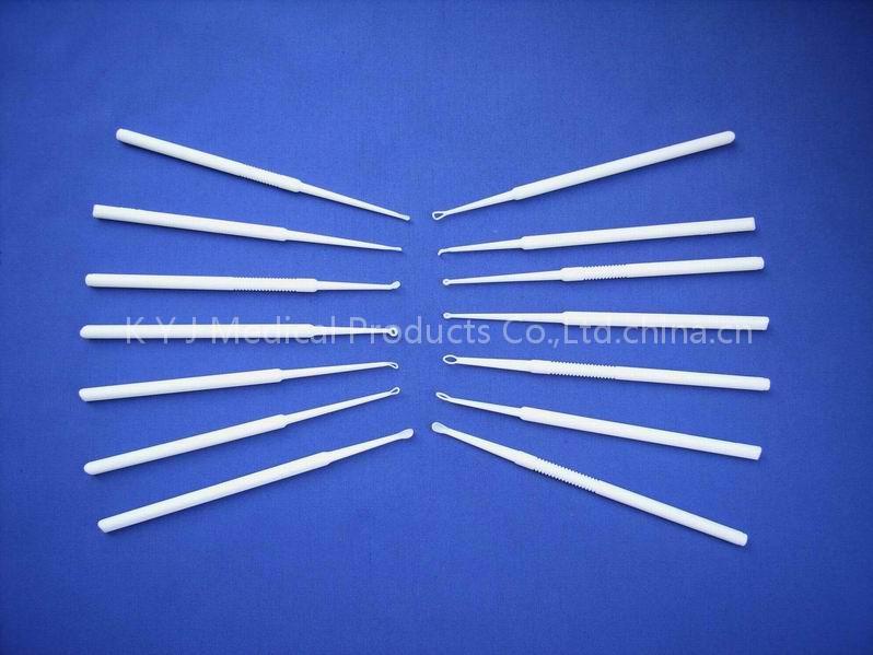 plastic ear curette/ear pick