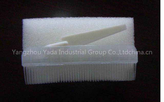 sponge hand washing brush with nail cutter with CE certificate