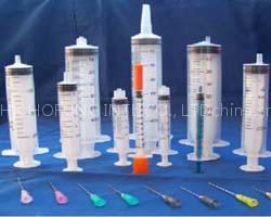 Disposable syringe