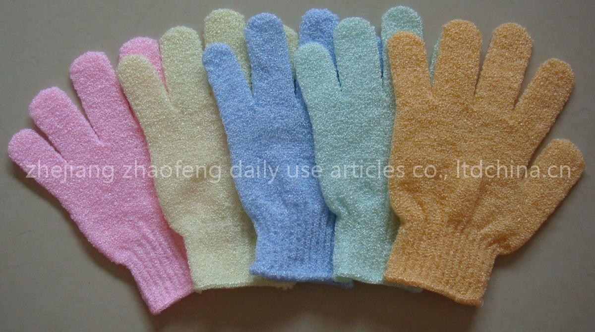 exfoliating bath gloves