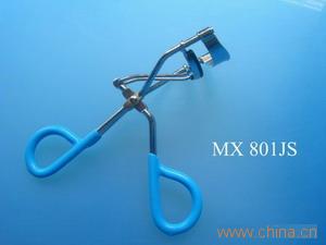 plastic eyelash curler