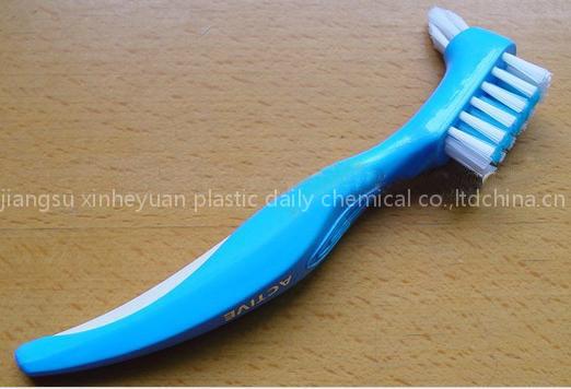 denture brush