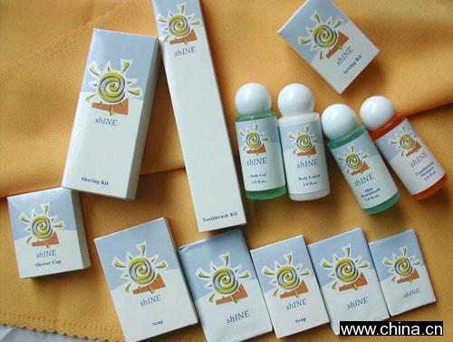 Shampoo, Conditioner, Bath Gel and Both Lotion