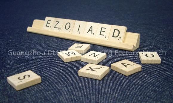 Wooden Scrabble Game- DLH13101-1