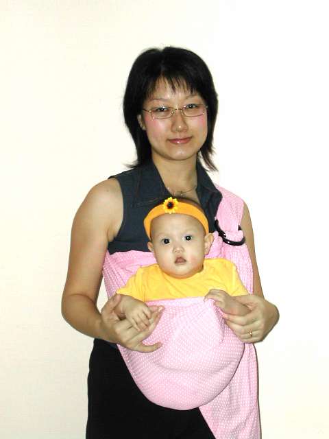 Singapore Family Icon Baby Sarong Sling Carrier