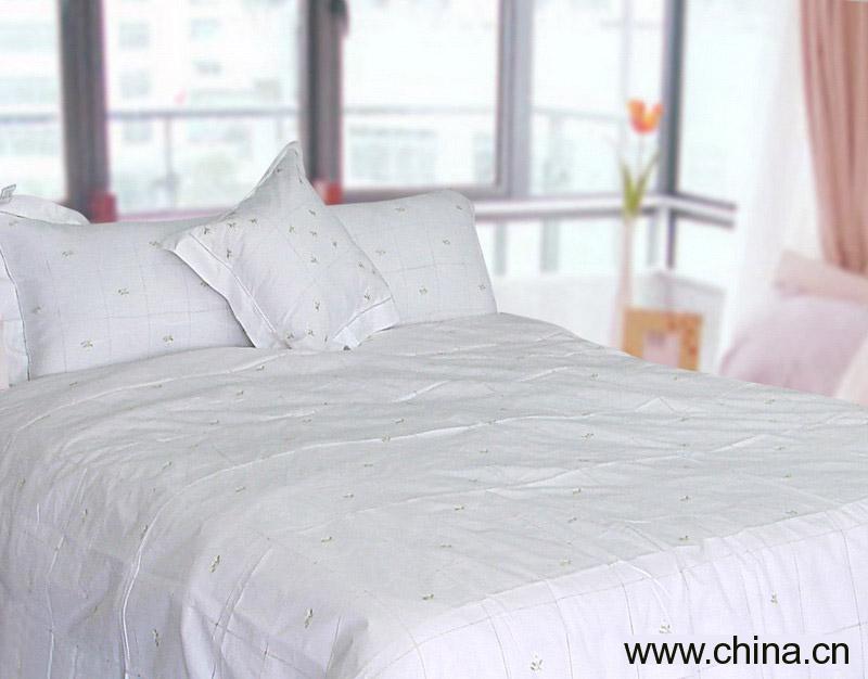 Bedding Set (with Handmade Hemstitch, Drawnwork, Artex)