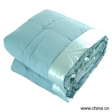 100% Polyster Peachy Fabric Blanket
