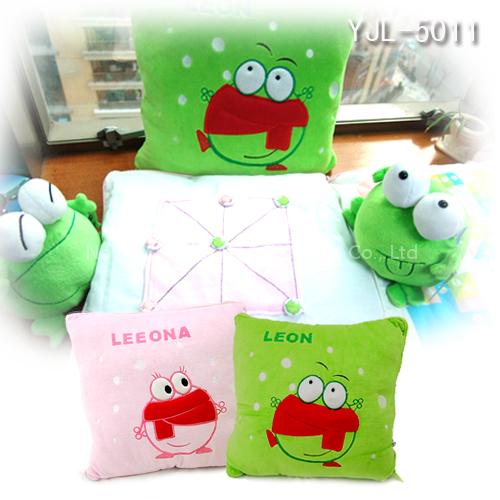 LEON Pawn game pillow