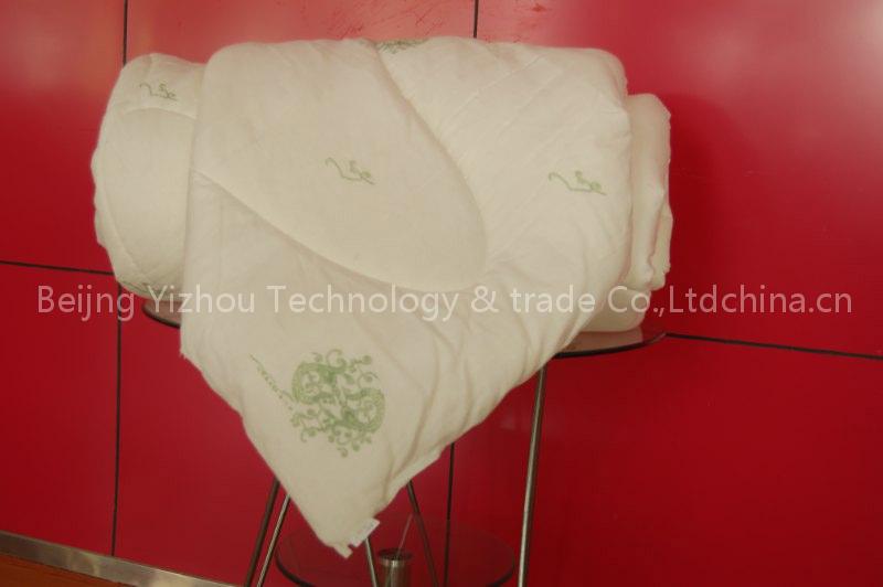 Mulberry Silk and Long-Staple Cooton Mixed Quilts