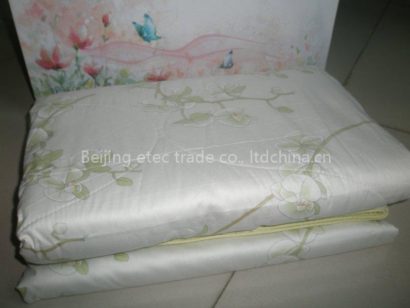 100% Mulberry Silk Quilts