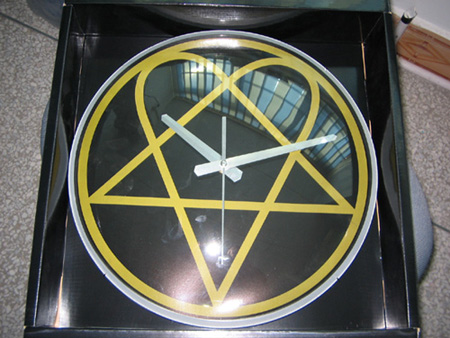 Hong Kong HIM Bubble Clock