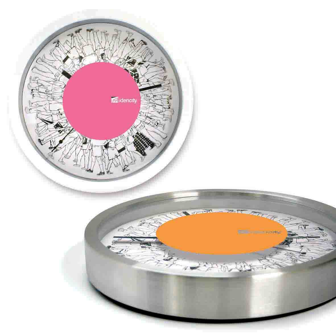 Hong Kong Plastic / Aluminium Wall Clock