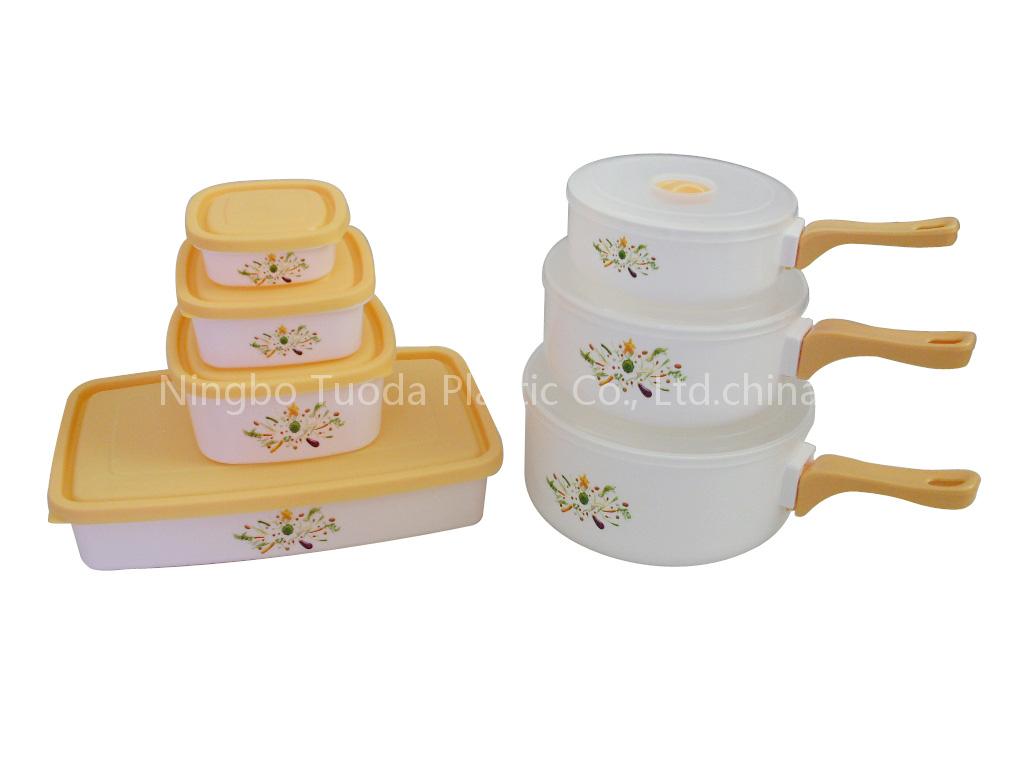 Plastic Microwave Cookware