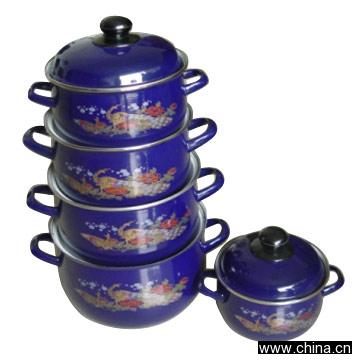 Decorated Casseroles