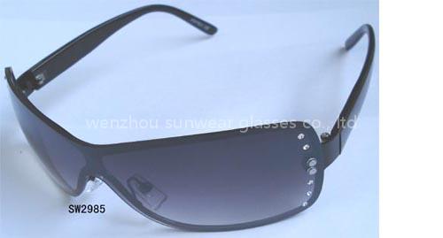 Manufactory for sunglasses ;optical frame and reading glasses in Wenzhou