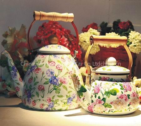 GH-26 Enamel Teapot