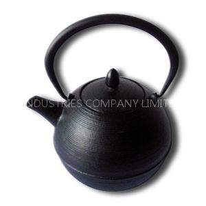 700ml cast iron teapot with pleasing ring pattern