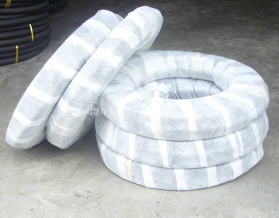 oil hose with fabric inserted
