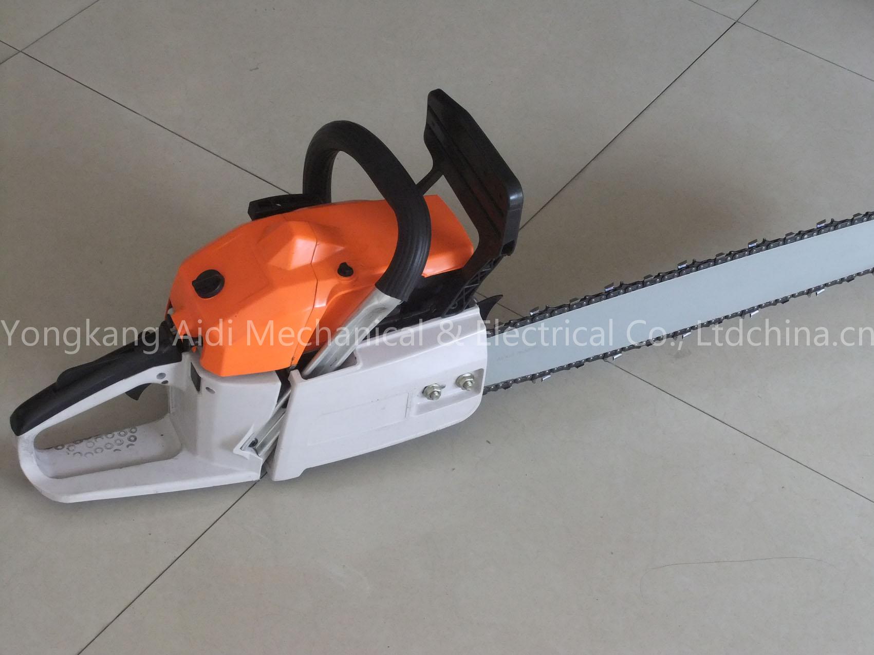 tree cutting chainsaw