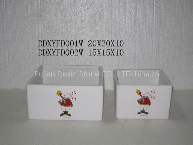 terracotta flower pot with deer pattern
