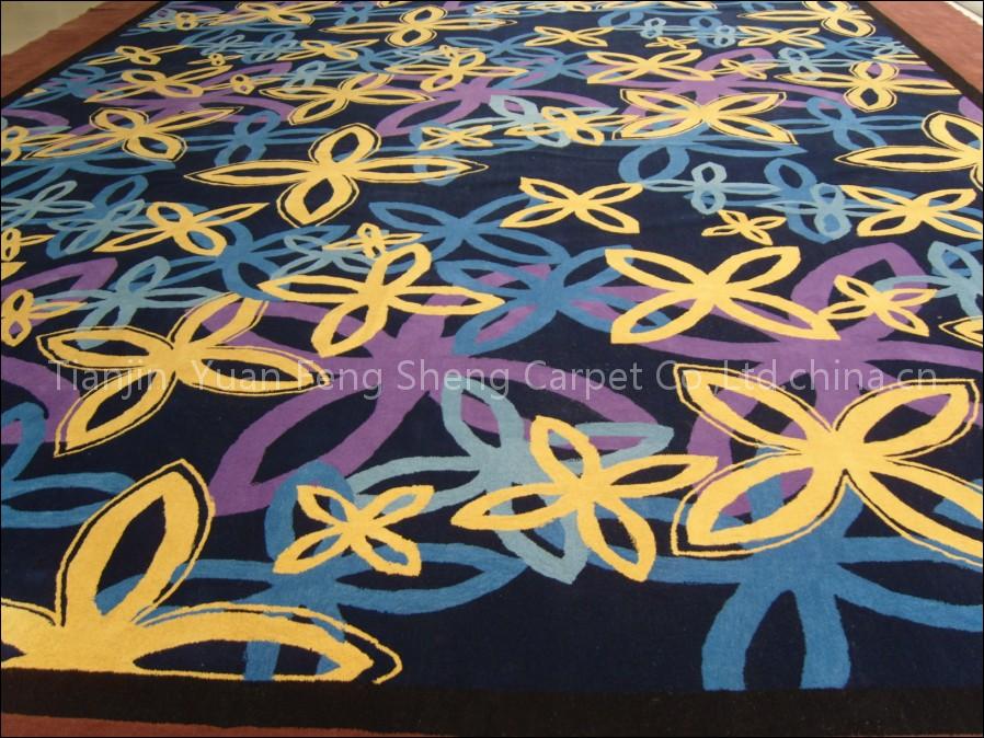 Wall-to-wall Carpet 303