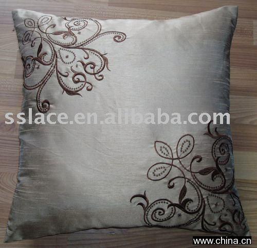 SS-C478 Embroidery Cushion