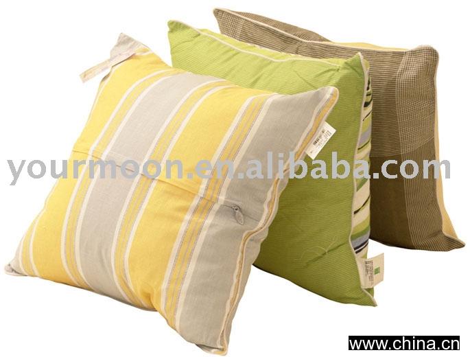 Toss Pillow, Seat Cushion