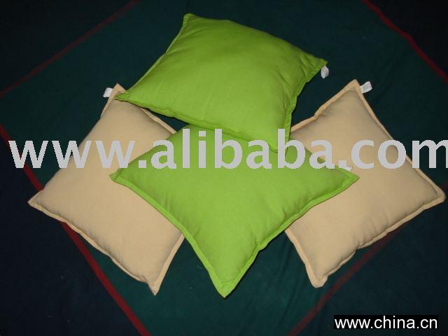 FILLED CUSHIONS