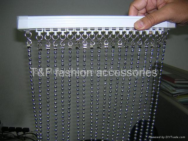 ball chain shimmer screen