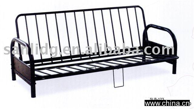 Metal bed