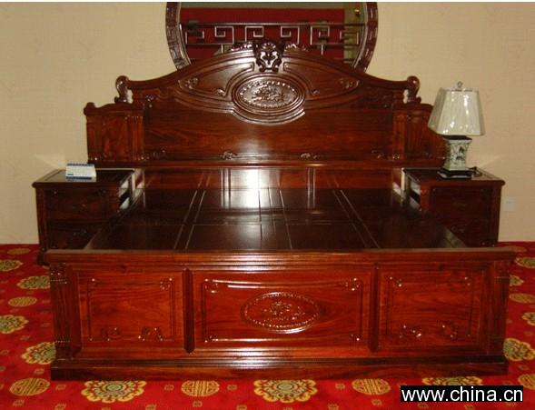 classical furniture double bed