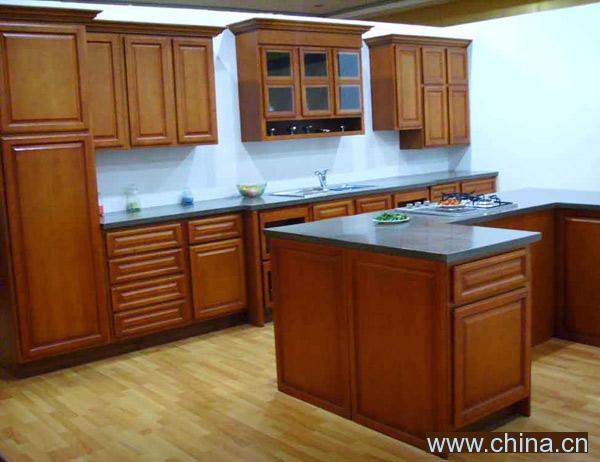 Solid Wood Kitchen Cabinet
