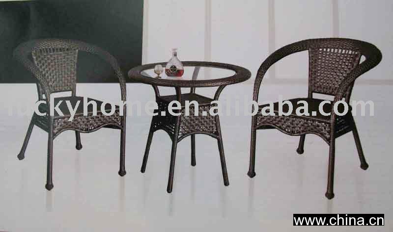 rattan coffee table and chairs